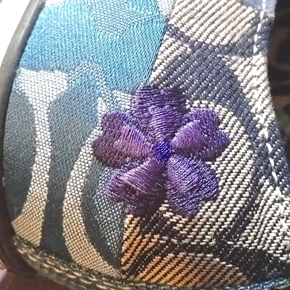 COACH " Tonya " Blue Signature C Patchwork Tennis Shoes. Size 7M - Picture 7 of 13